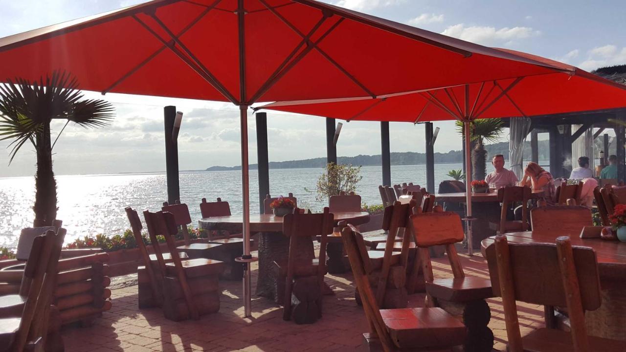 Appartement "Traumzeit" Mit Penthouseflair - Oase Am Haff Garz  Kültér fotó